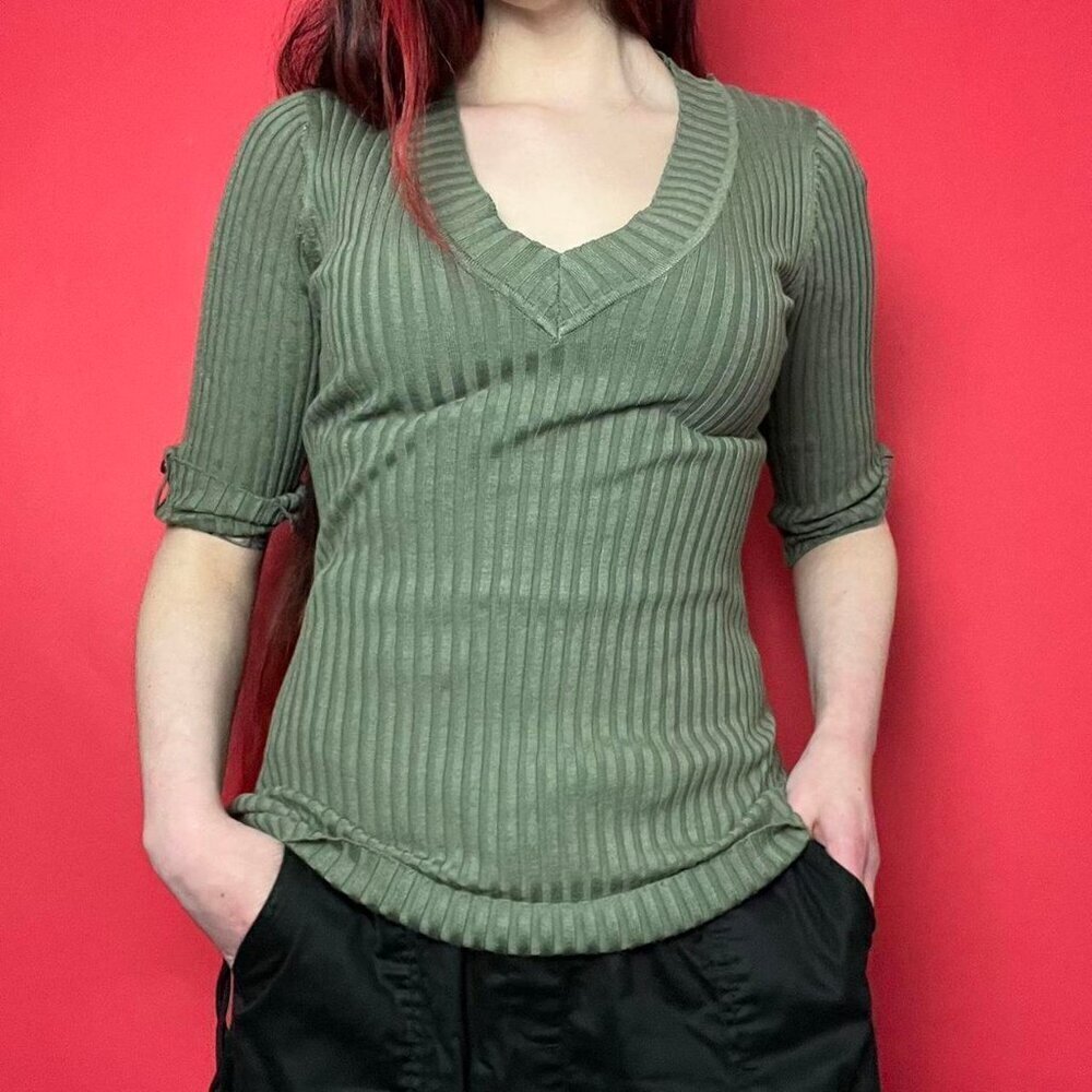 Majora / Sage green V-neck mid sleeve sweater 💚💚​​​​​​